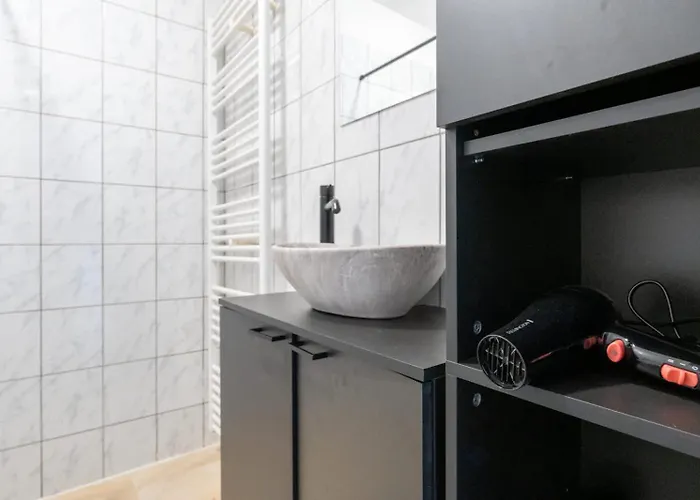 Apartman Family Schoenbrunn - 15min To Inner Bécs